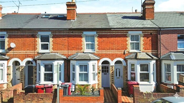 2 Bedroom Terraced House For Sale In Cholmeley Road, Reading, Berkshire, RG1