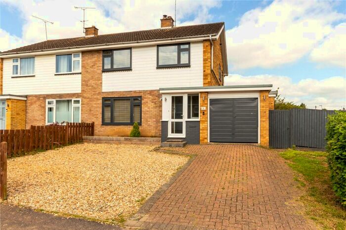 3 Bedroom Semi-Detached House To Rent In Ben Austins, Redbourn, St. Albans, Hertfordshire, AL3