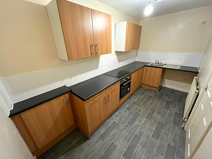 1 Bedroom Flat To Rent In King Street, Alfreton, Derbyshire, DE55