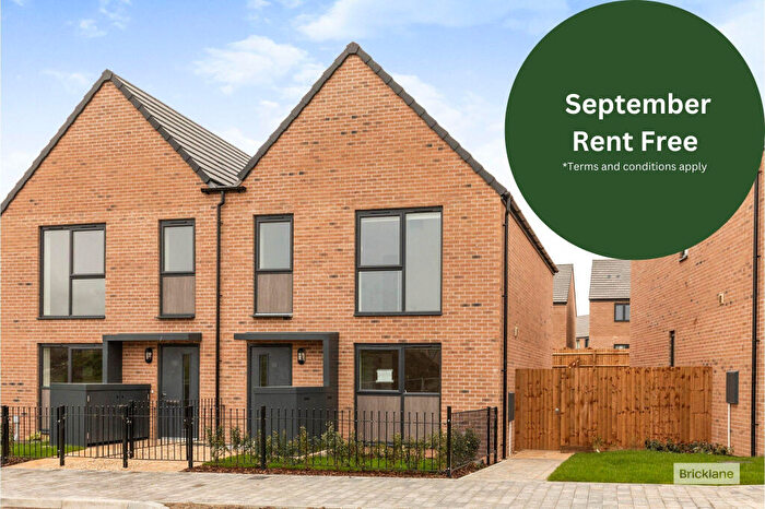 3 Bedroom House To Rent In Wildflower Avenue, Bristol, BS13