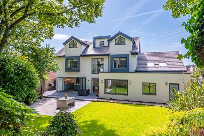 5 Bedroom Detached House For Sale In Linden Grove, Chorley, PR6