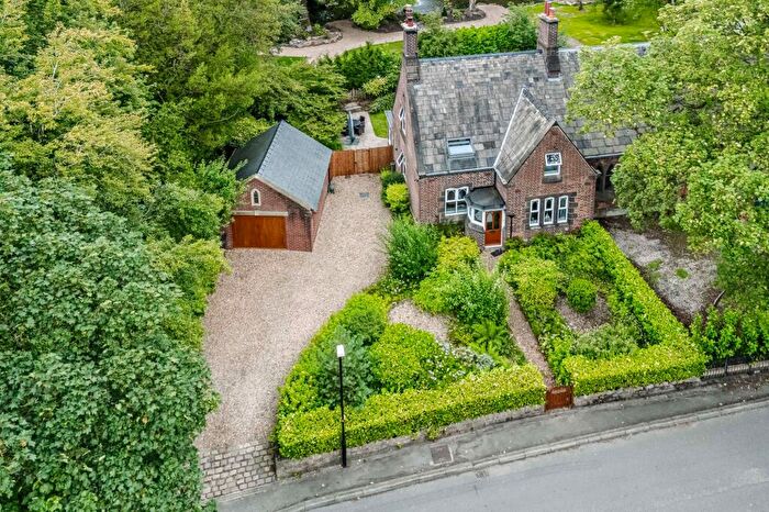 3 Bedroom Character Property For Sale In Withnell Fold, Withnell, PR6