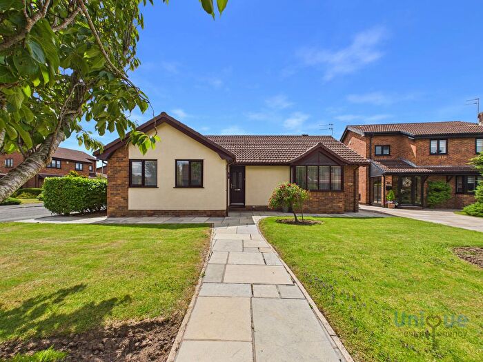 3 Bedroom Bungalow For Sale In Gladeway, Thornton-Cleveleys, FY5
