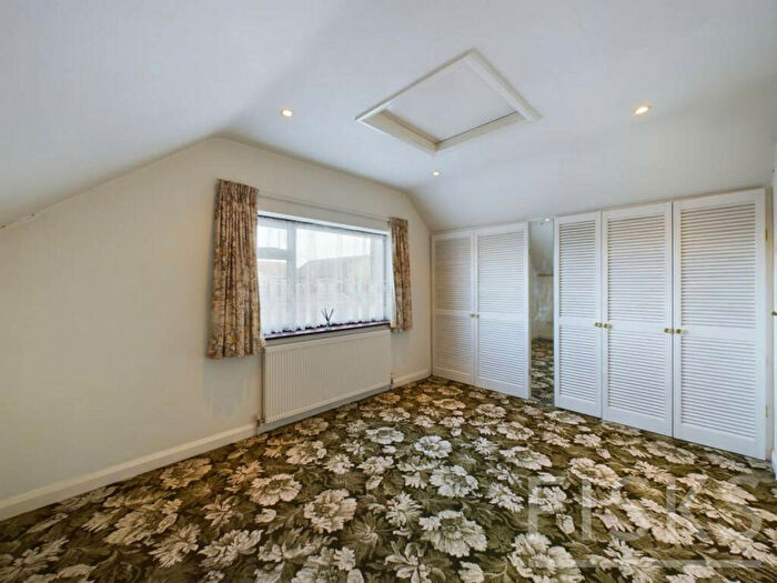 3 Bedroom Detached House For Sale In Handel Road, Canvey Island, SS8