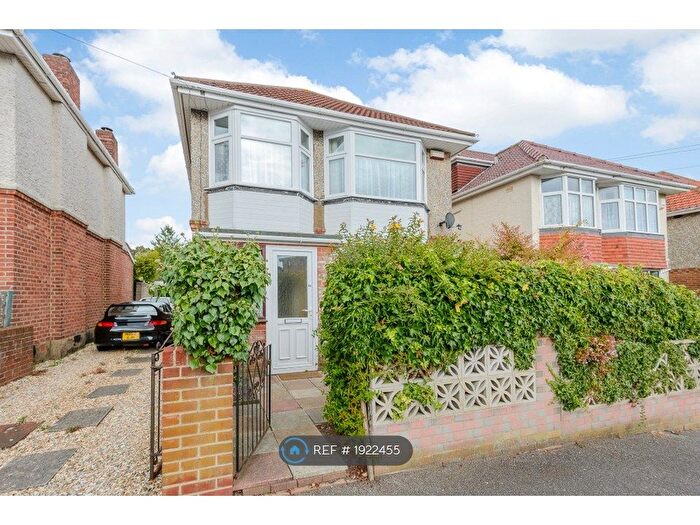 1 Bedroom Flat To Rent In Pine Avenue, Poole, BH12