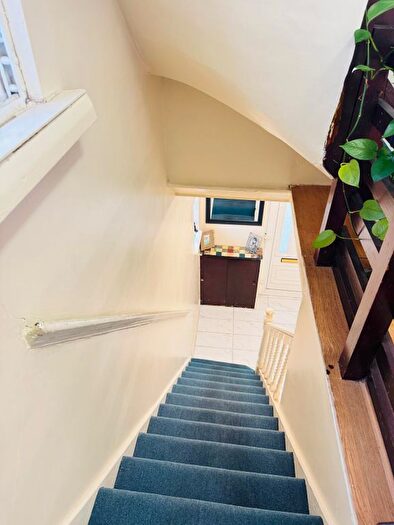 1 Bedroom Flat To Rent In Judge Heath Lane, Hayes, UB3