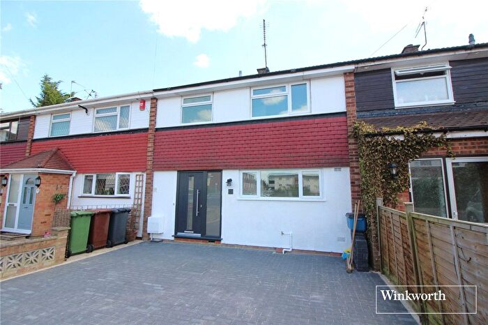 3 Bedroom Terraced House To Rent In Welbeck Close, Borehamwood, Hertfordshire, WD6