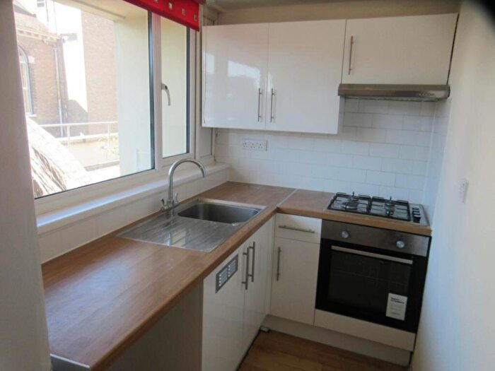 Studio To Rent In Tolhurst House, Chichester Road, SS1