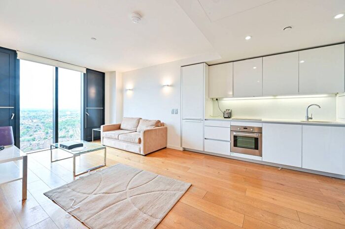 1 Bedroom Flat To Rent In Walworth Road, Elephant And Castle, London, SE1