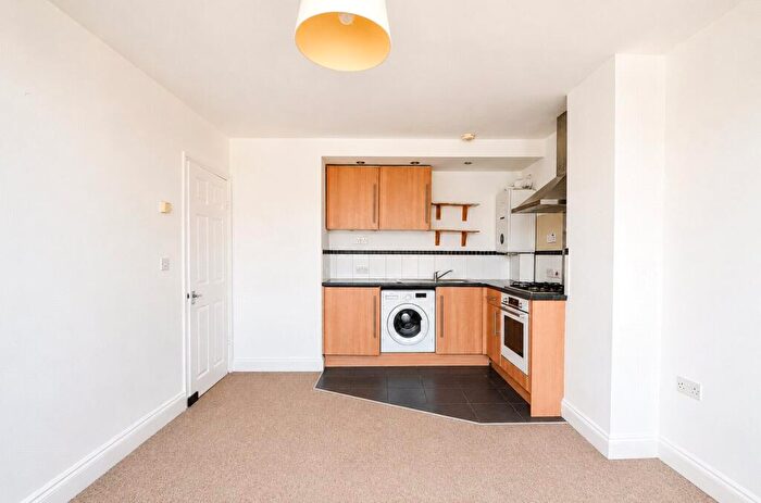 2 Bedroom Apartment To Rent In Shetland Road, Bristol, Somerset, BS10