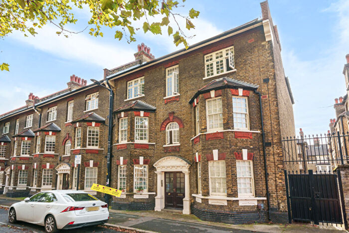 1 Bedroom Apartment To Rent In Wooler Street, London, SE17