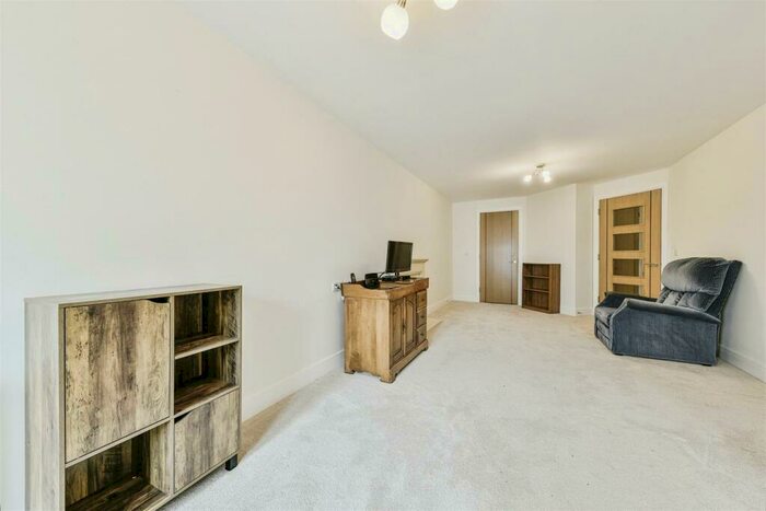 2 Bedroom Apartment For Sale In Goodes Court, Baldock Road, Royston, SG8