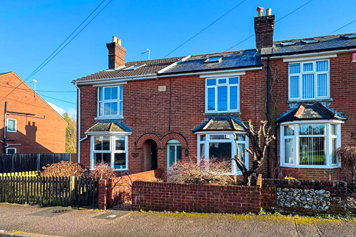 2 Bedroom Terraced House For Sale In Bridge Road, Alresford, SO24