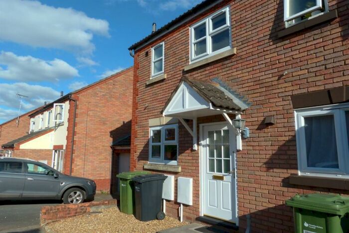 2 Bedroom Property To Rent In Green Ash Close, Hereford, HR2