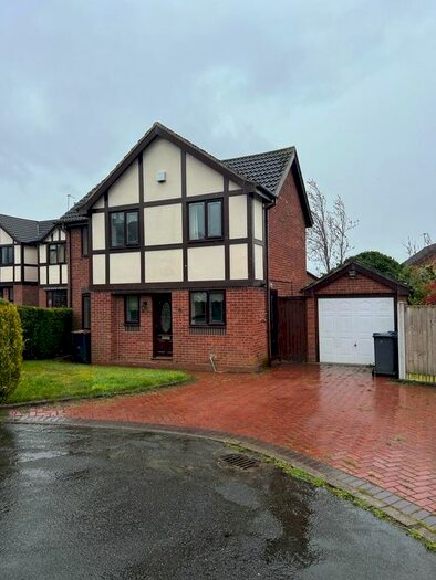 3 Bedroom Detached House To Rent In Thornham Close, Clayton, Newcastle-Under-Lyme, ST5