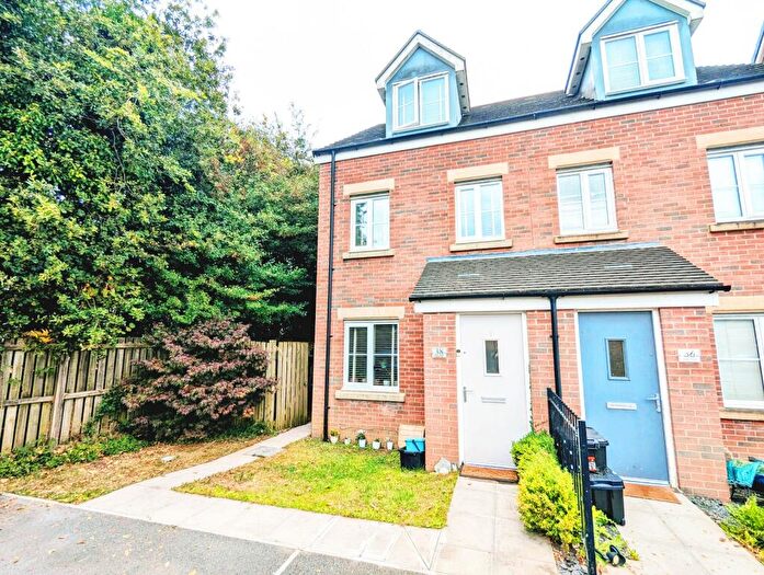3 Bedroom Semi-Detached House For Sale In Maes Pedr, Carmarthen., SA31