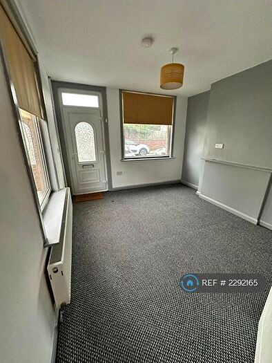 2 Bedroom End Of Terrace House To Rent In Duke Street, Nuneaton, CV11