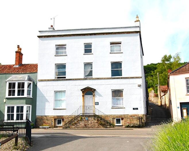 1 Bedroom Apartment For Sale In West Street, Axbridge, BS26