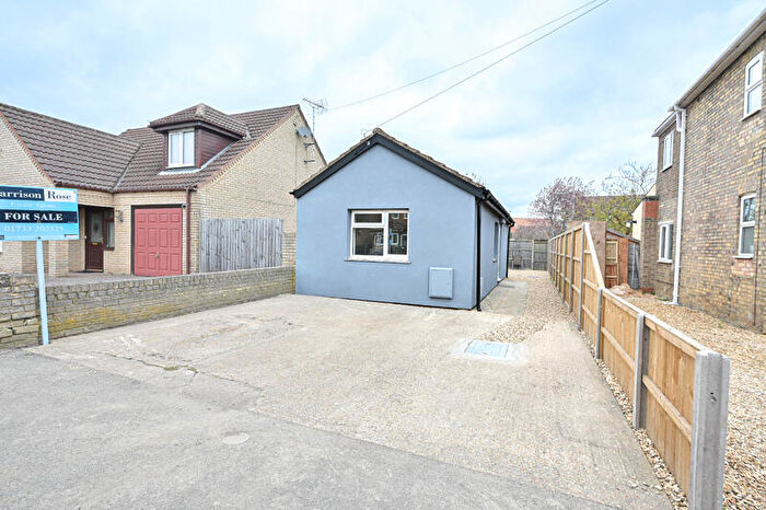2 Bedroom Bungalow For Sale In Burrowmoor Road, March, England, PE15