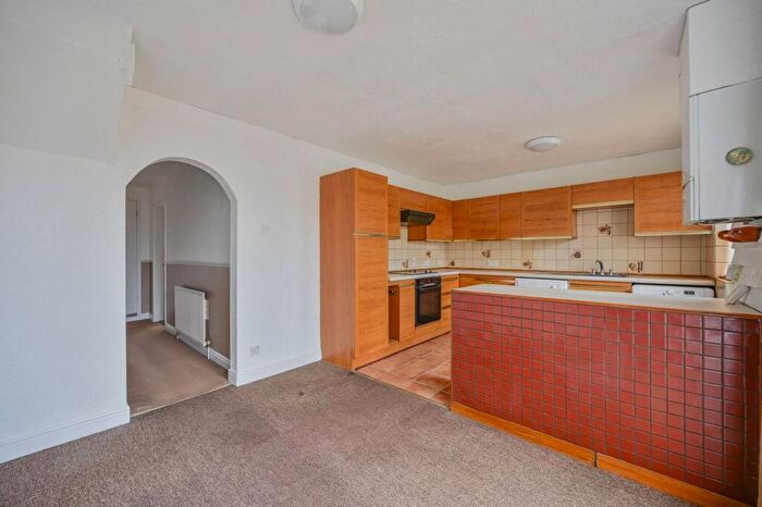 3 Bedroom Terraced House For Sale In Mark Avenue, Chingford, London, E4