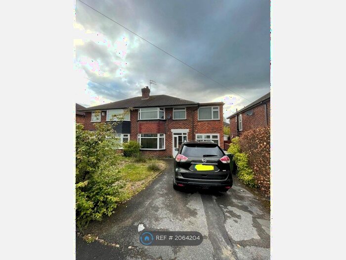 4 Bedroom Semi-Detached House To Rent In Cornwall Road, Heald Green, Cheadle, SK8