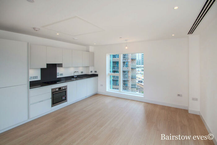 2 Bedroom Apartment To Rent In Cherry Orchard Road, Croydon, CR0