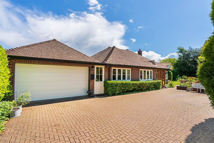 4 Bedroom Detached Bungalow To Rent In The City, Chinnor Road, Bledlow Ridge, High Wycombe, HP14