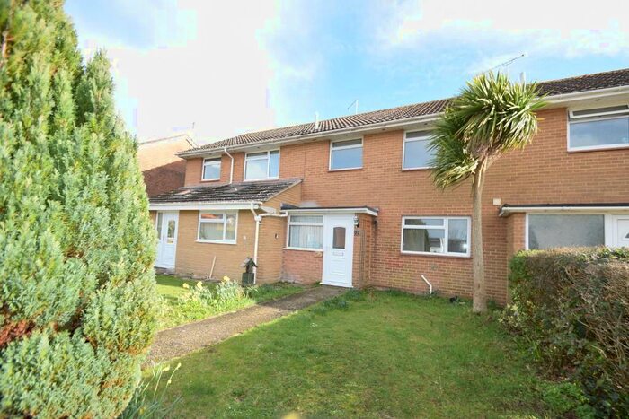 3 Bedroom Terraced House To Rent In Wareham, BH20