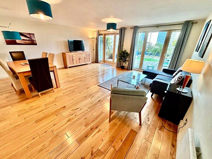 3 Bedroom Flat To Rent In Wharfside Street, Birmingham, B1