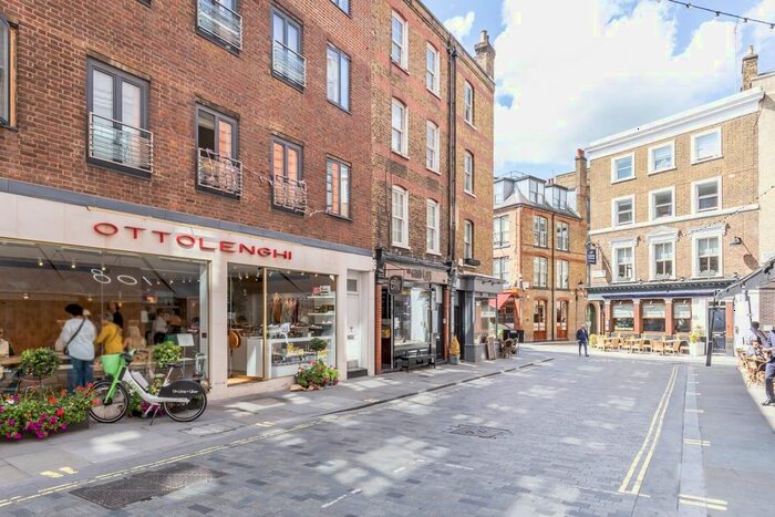 2 Bedroom Flat To Rent In Marylebone Lane, London, W1U