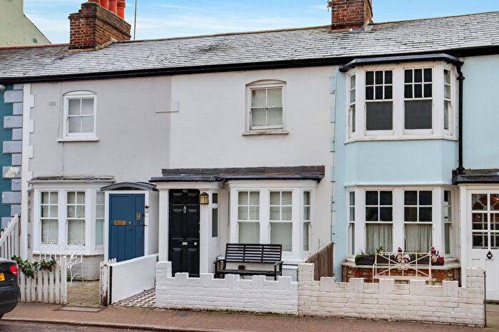 2 Bedroom Terraced House For Sale In Bridge Road, East Molesey, KT8