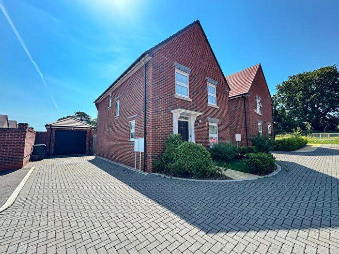 4 Bedroom Detached House For Sale In Poitiers Drive, Bournemouth, BH11