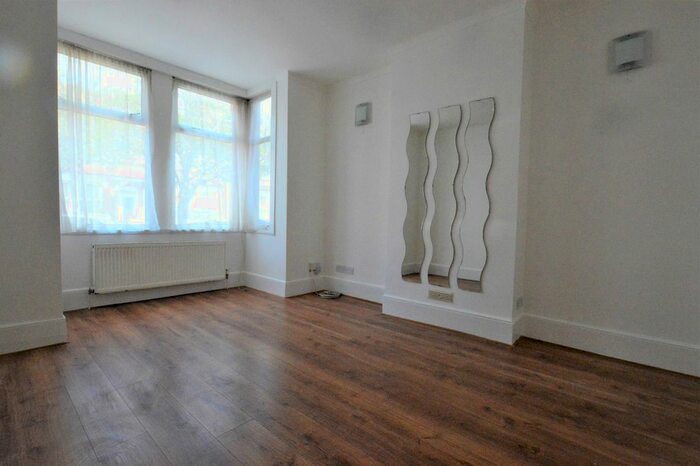 3 Bedroom Terraced House To Rent In Fernlea Road, Mitcham, CR4