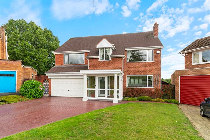 4 Bedroom Detached House For Sale In Kempson Avenue, Sutton Coldfield, B72