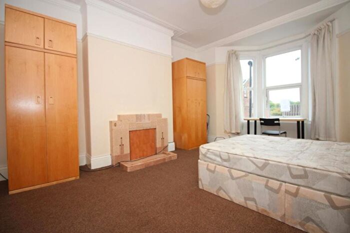 3 Bedroom Flat To Rent In Coniston Avenue, Newcastle Upon Tyne, NE2