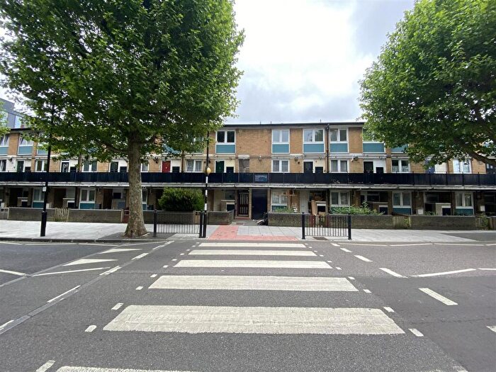 2 Bedroom House To Rent In Tredegar Road, London, E3