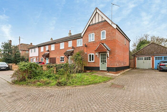 2 Bedroom End Terrace House For Sale In Dukes Meadow, Beccles, NR34
