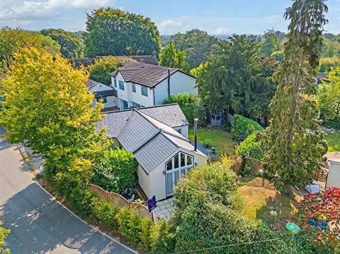 2 Bedroom Detached Bungalow For Sale In Matching Green, Harlow, CM17