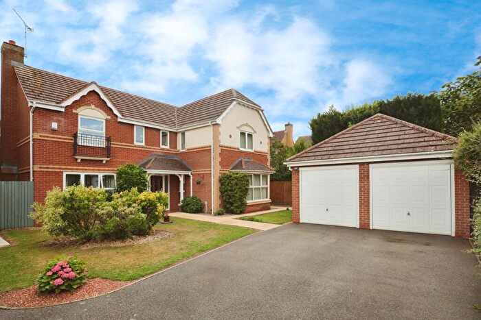 5 Bedroom Detached House For Sale In Alicia Close, Rugby, CV22