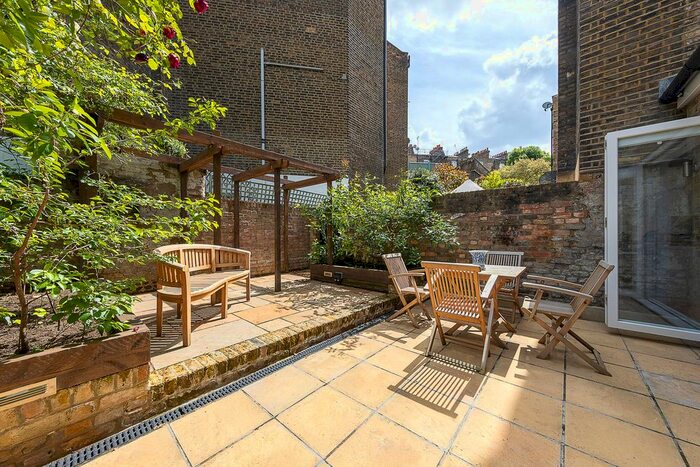 1 Bedroom Flat To Rent In Denbigh Street, Pimlico, London, SW1V