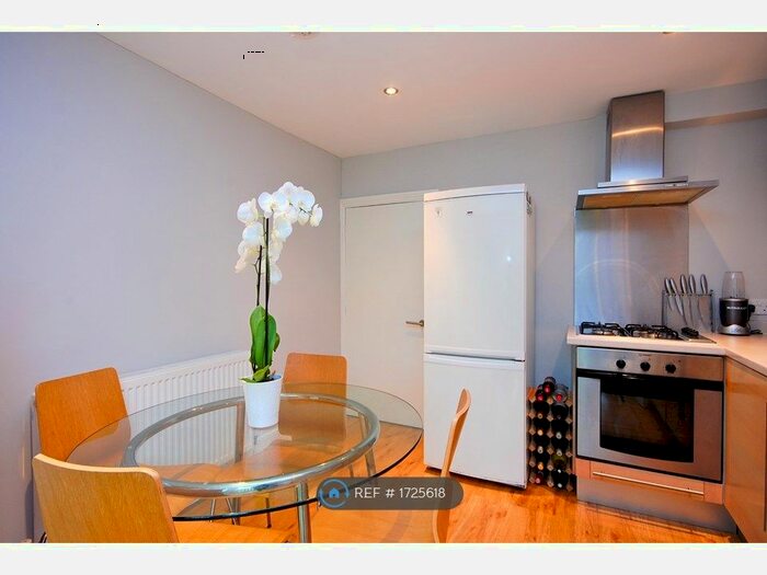 2 Bedroom Flat To Rent In Byrne Road, London, SW12