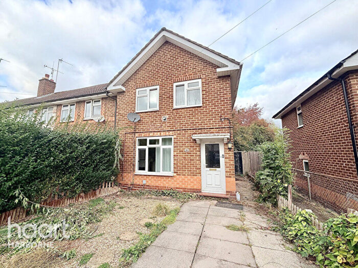 2 Bedroom Semi Detached House To Rent In Birmingham, B32