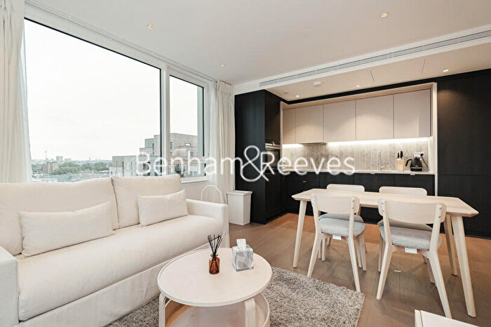 2 Bedroom Apartment To Rent In Gasholder Place, Pheonix Court Oval, SE11