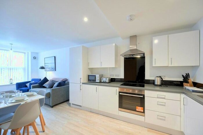 2 Bedroom Apartment To Rent In Cross Street, Preston, PR1