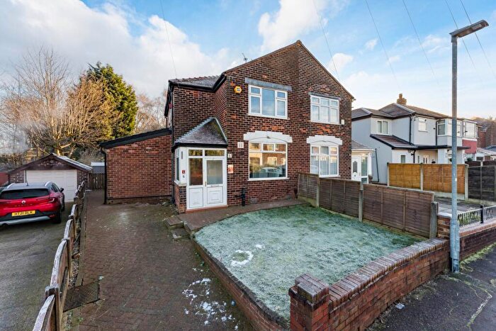 3 Bedroom Semi-Detached House For Sale In Windsor Crescent, Prestwich, M25