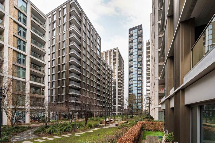 2 Bedroom Flat To Rent In Palmer Road, London, SW11