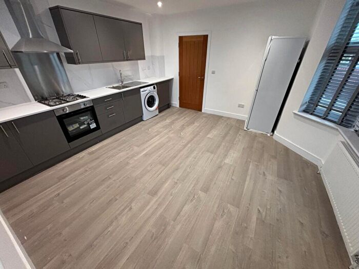 1 Bedroom Apartment To Rent In Rock Avenue, Gillingham, ME7