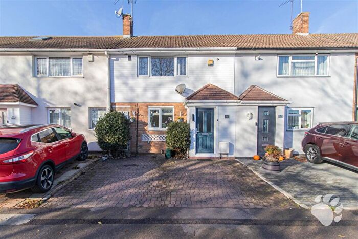 2 Bedroom Terraced House For Sale In Danbury Down, Fryerns, SS14