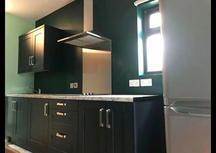 Studio To Rent In Sandy Lane South, Wallington, SM6