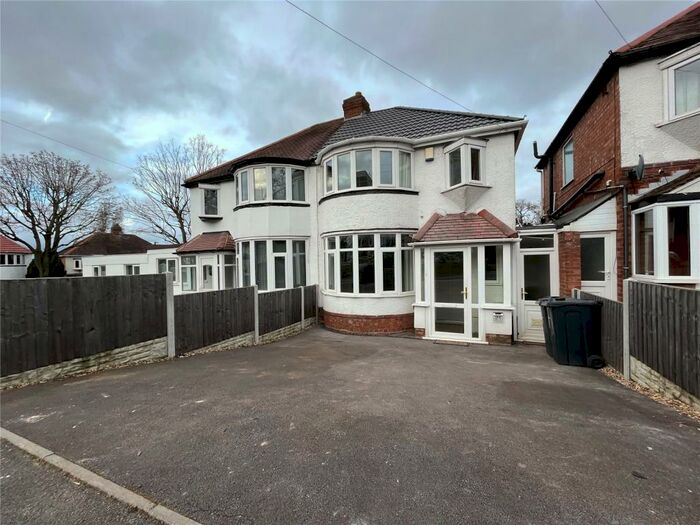3 Bedroom Semi-Detached House To Rent In Meadfoot Avenue, Birmingham, West Midlands, B14
